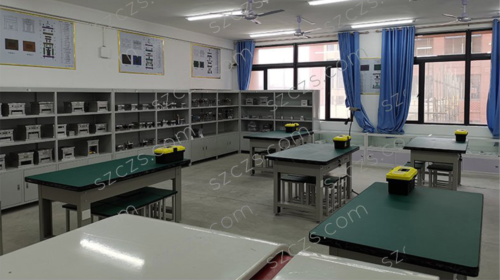 模具數(shù)字化實(shí)訓(xùn)室